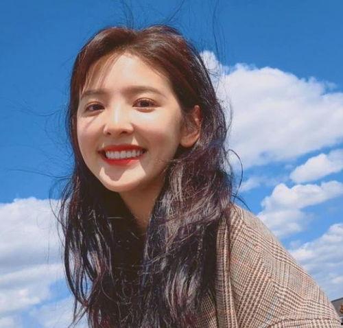 网红kewe,揭秘网络红人的崛起之路