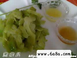 爽口雪碧凉瓜怎么吃,爽口雪碧凉瓜的独特搭配体验